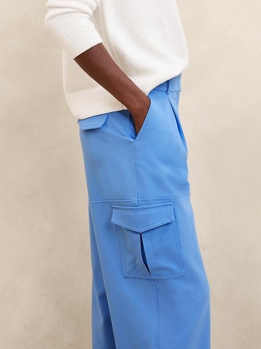 High-Rise Straight Twill Cargo Pant Product Image