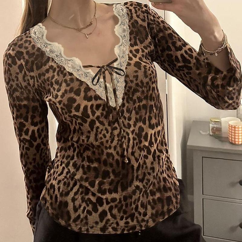 Long Sleeve V-Neck Lace-Trim Leopard Print Bow Accent Loose-Fit Top Product Image