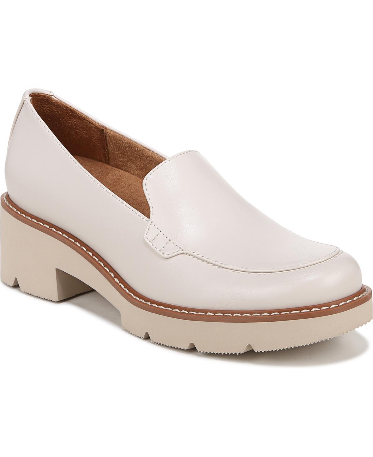 Naturalizer Cabaret Lug Sole Loafers Product Image