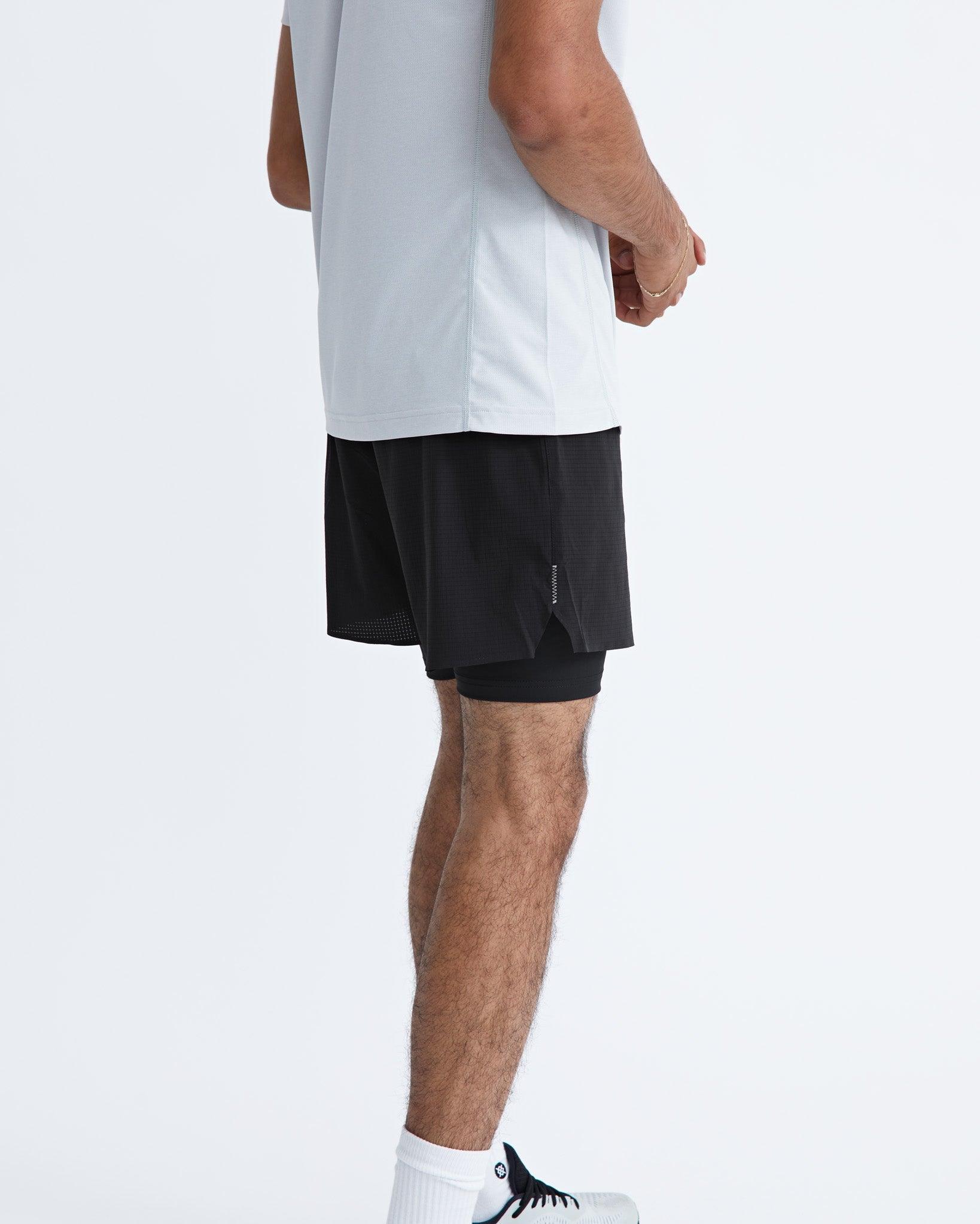 Dot Air Running Short 5.5" Male Product Image