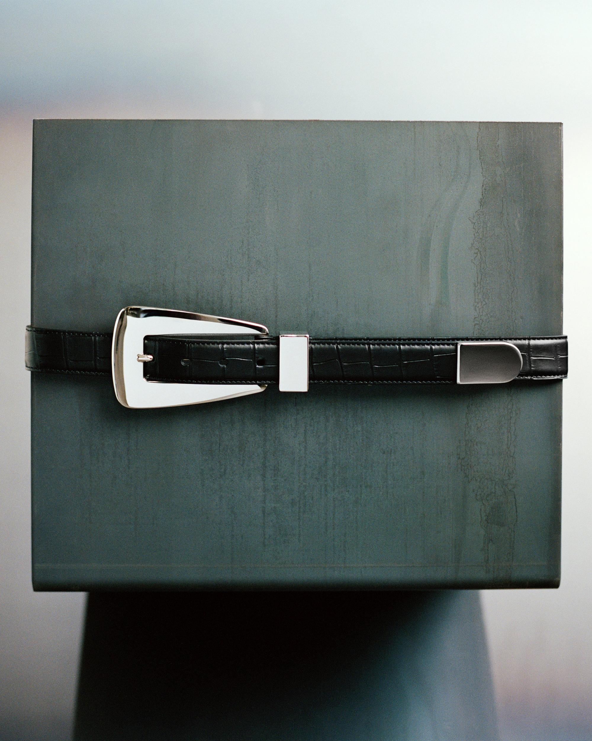 Lucca Belt in Black Croc-Embossed Leather with Silver Product Image