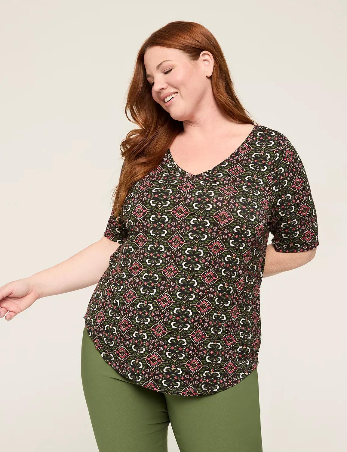 Perfect Sleeve V-Neck Curved-Hem Tee Product Image