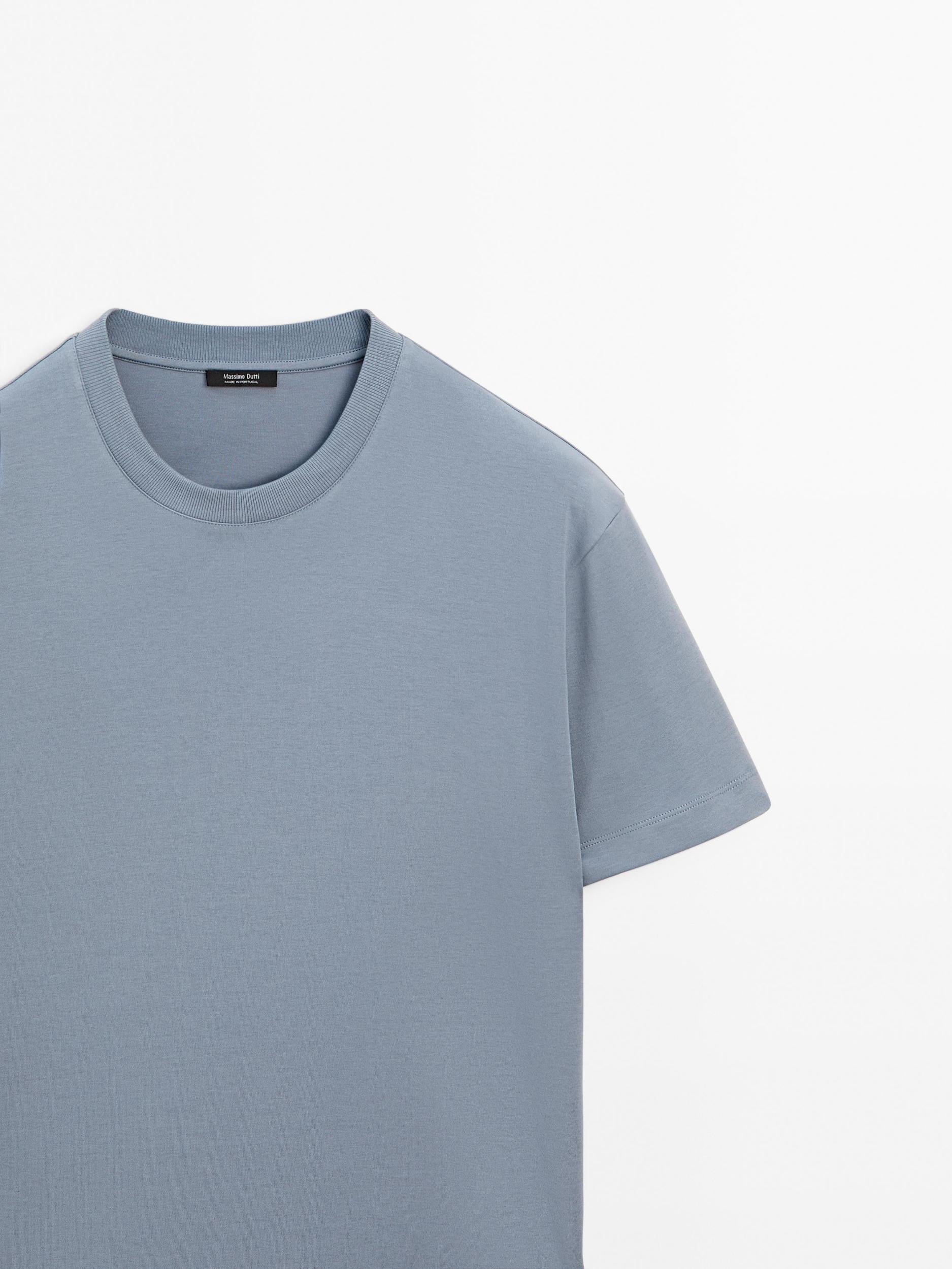 T-shirt medium weight 100% cotton Product Image