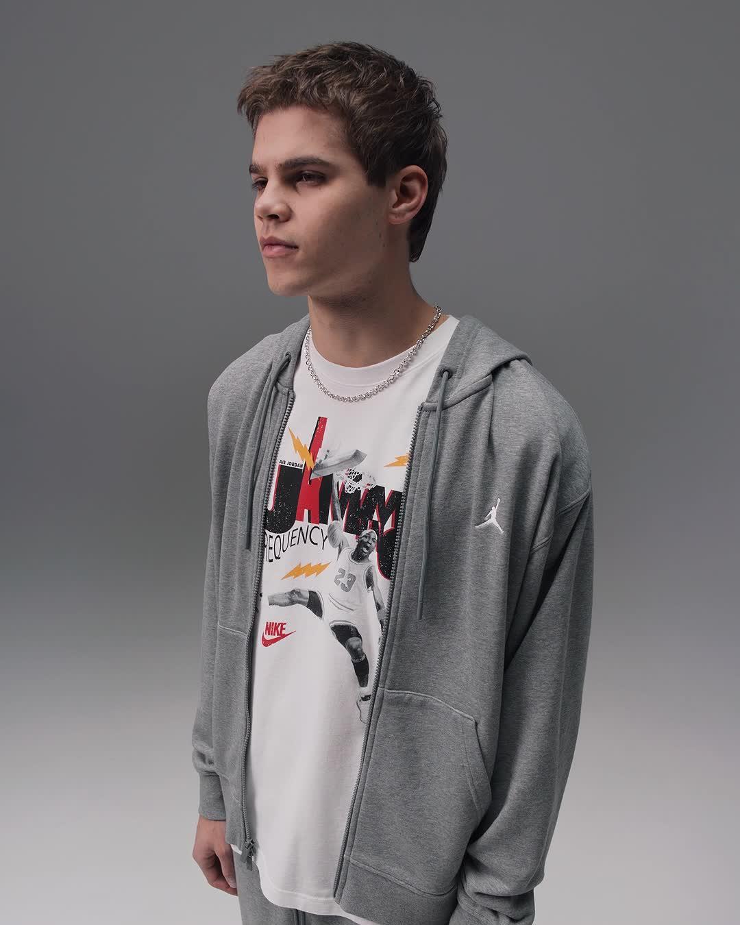 Mens Jordan Brand T-Shirt | HJ2929-410 Product Image