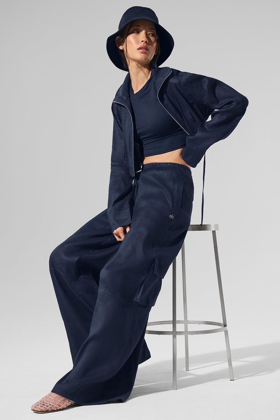 Linen Cropped Getaway Jacket - Navy Product Image