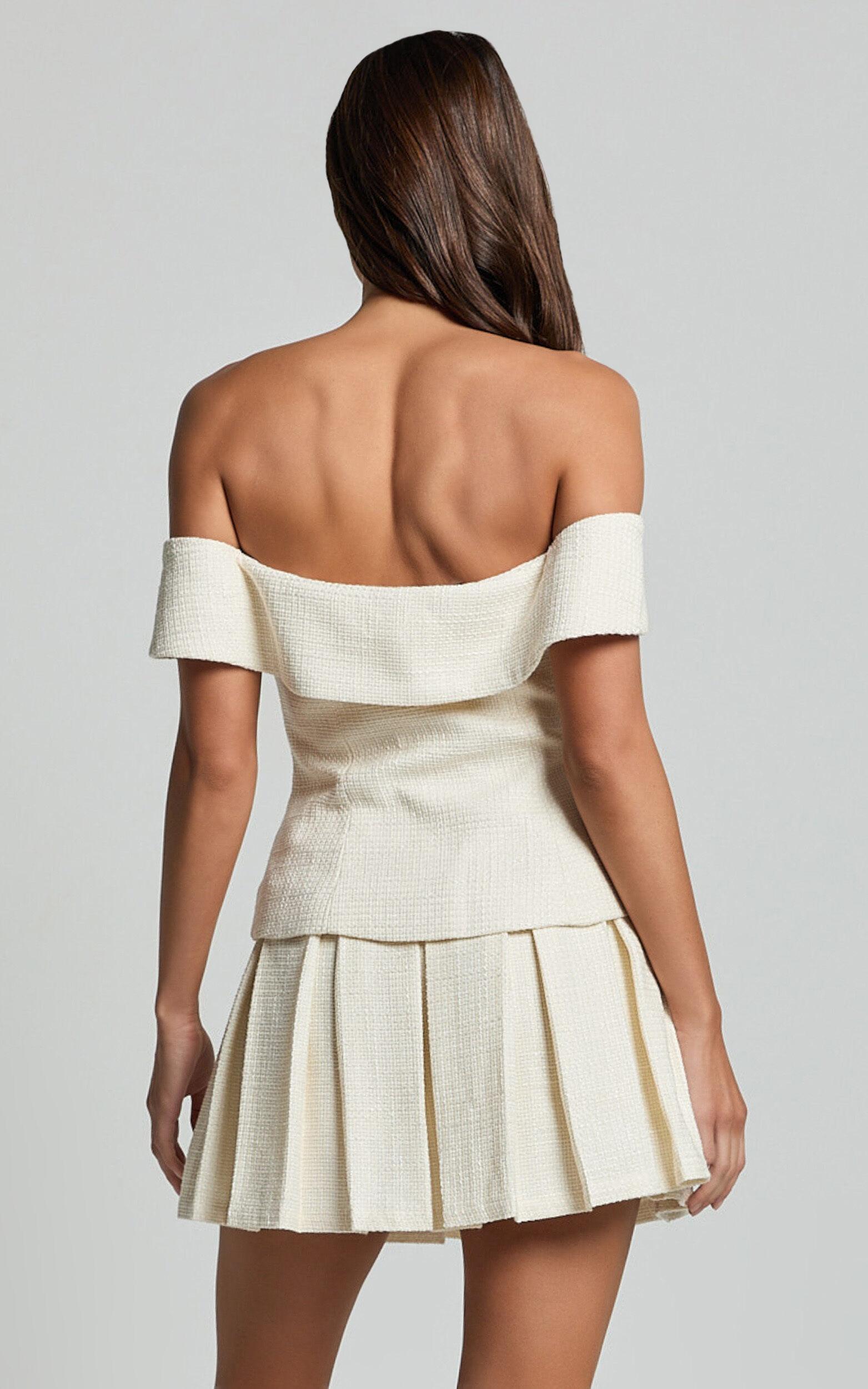 Maggie Top - Off Shoulder Boucle Vest in Cream Product Image