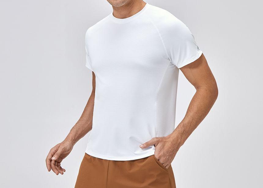 Short-Sleeve Round Neck Plain Sport T-Shirt Product Image